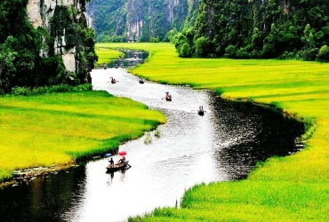 Ninh Binh – Hanoi – Hue (D)