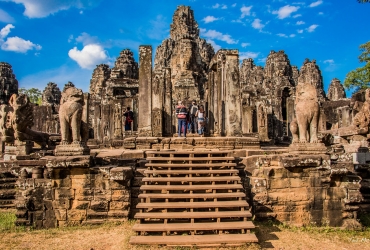 Siem Reap – Vientiane (D)