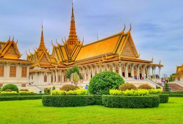 Siem Reap – Phnom Penh (D, A)