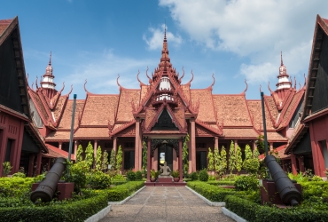 Phnom Penh (D)