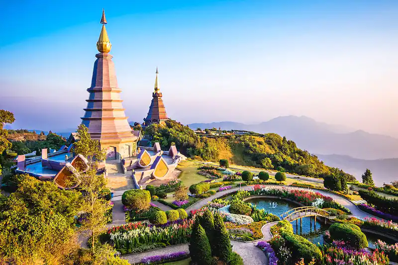 Sukhothai - Sri Satchanalai - Lampang - Chiang Mai