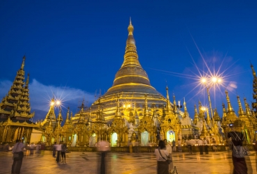 Llegada a Yangon – Excursión a Yangon (D)