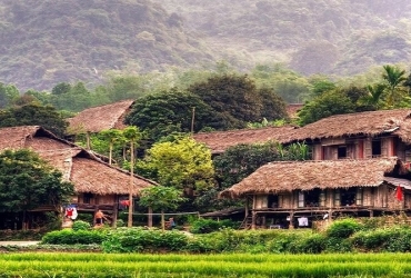 Hanoi - Mai Chau (A, C)