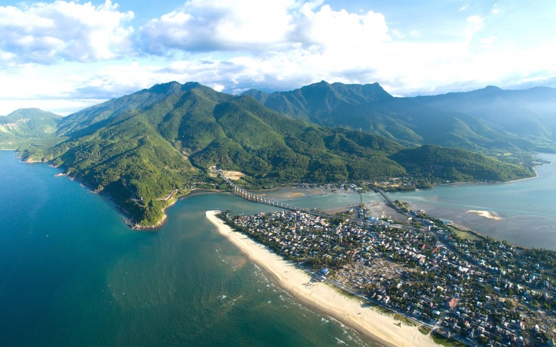 Guía de viaje 2023: La bahía de Lang Co - Una de las bahías más bellas del mundo